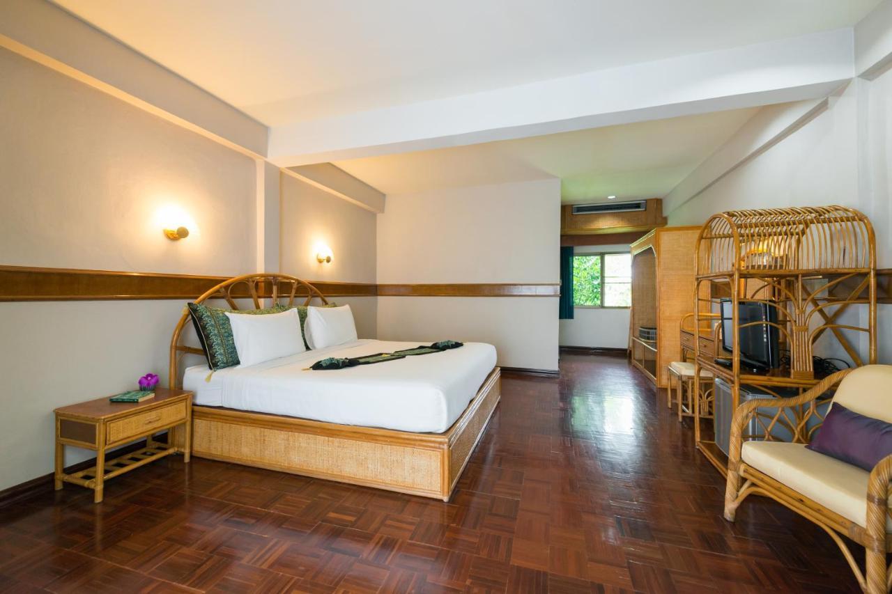 Pen Villa Hotel, Surin Beach - Sha Extra Plus Ngoại thất bức ảnh